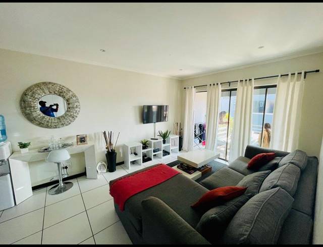 1 BEDROOM PROPERTY TO RENT IN LONEHILL